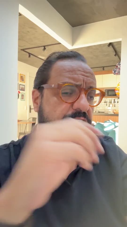 Thiago Kuin respondendo durante a live de 16/07/2026.