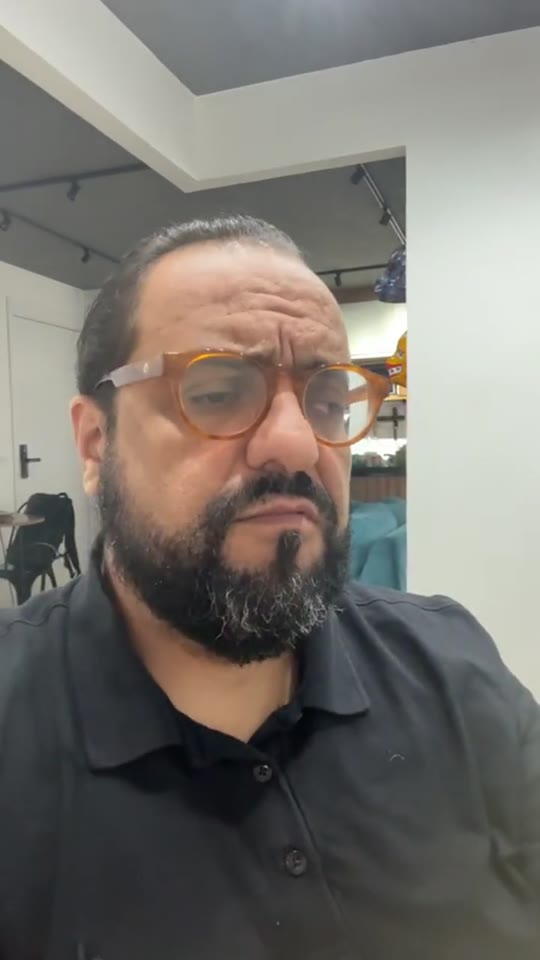 Thiago Kuin respondendo durante a live de 16/06/2026.