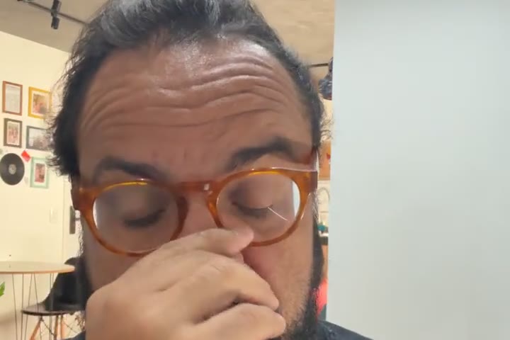 Thiago Kuin respondendo à pergunta que originou este artigo, em live no Instagram.