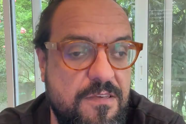Thiago Kuin respondendo à pergunta que originou este artigo, em live no Instagram.